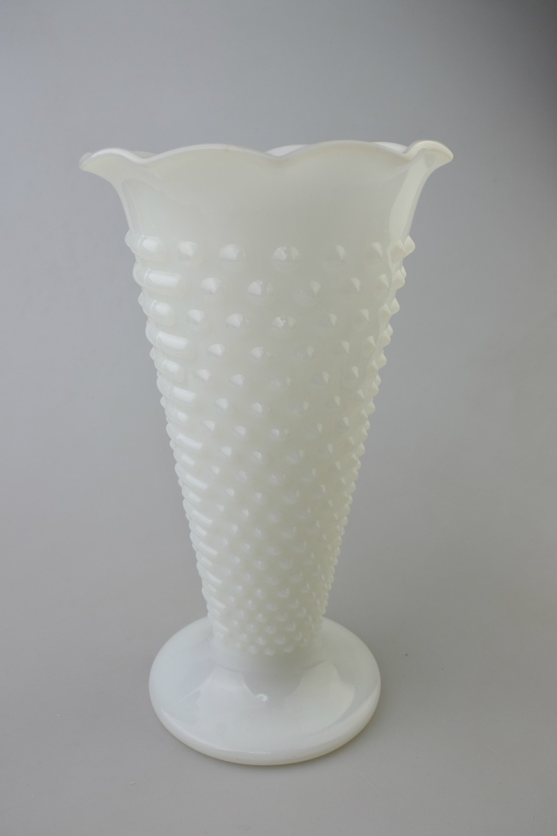アメリカ70年代ビンテージ　アートなフォルムが芸術的なガラス花瓶