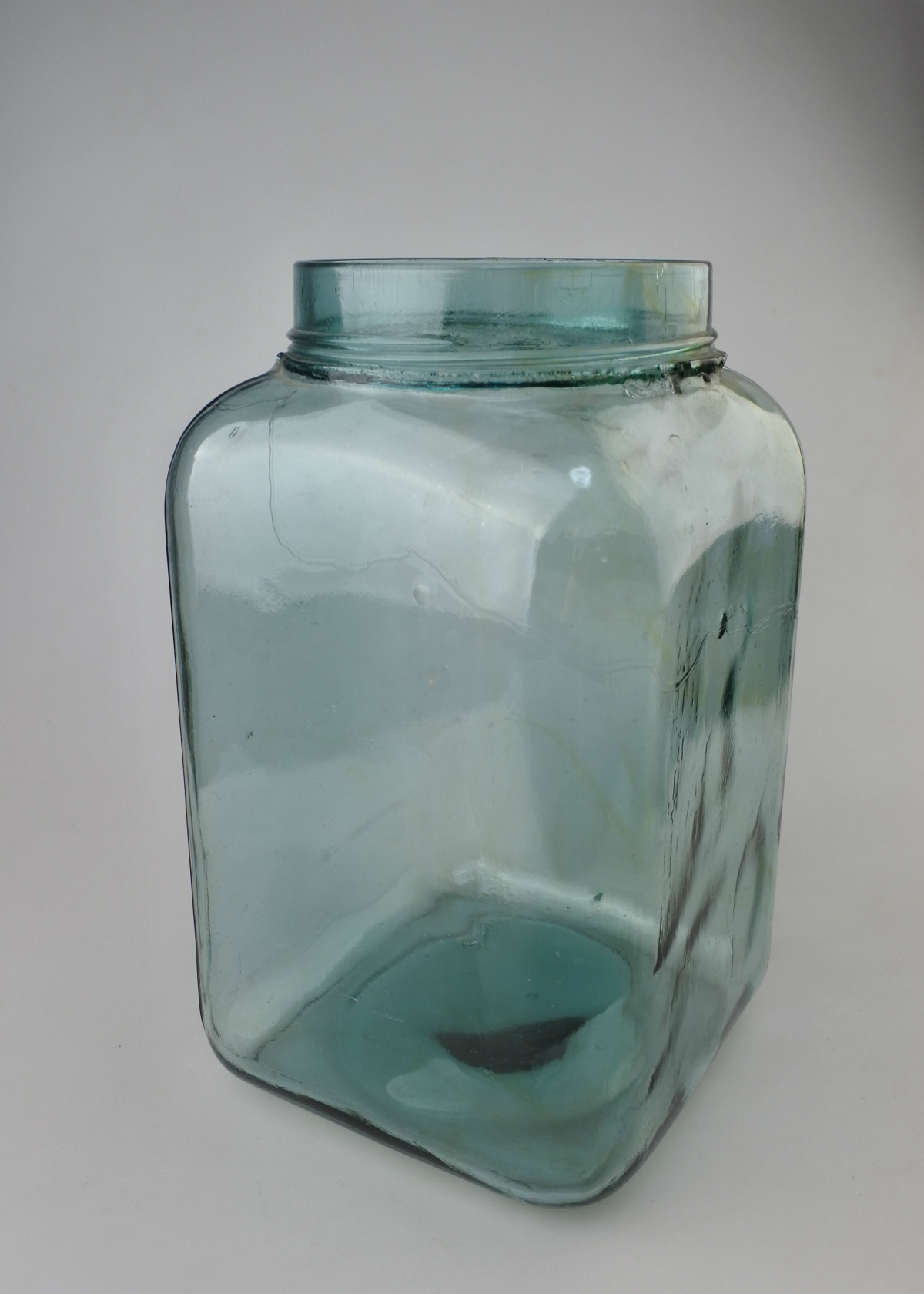 vi-seaweedbottleglass-nocap