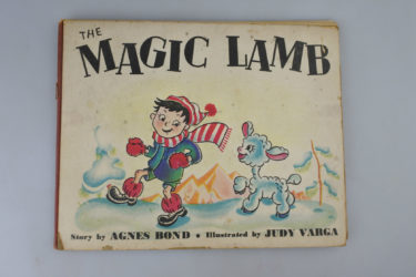【ビンテージ】1946年版のAgnes Bond（アグネス・ボンド）作、Judy Varga（ジュディ・ヴォルガ）イラストの「The Magic Lamb」洋書絵本