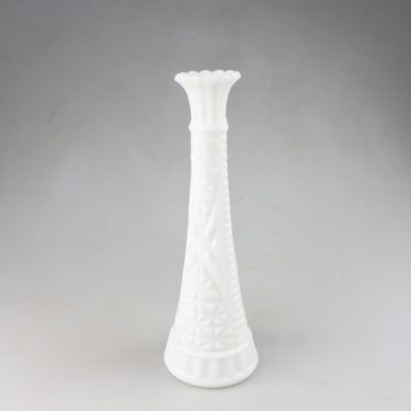 【ビンテージ】アメリカ製 Anchor hocking（アンカーホッキング）ミルクガラスフラワーベース／一輪差し花瓶／Fire King