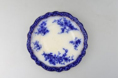 【アウトレット・ビンテージ・アンティーク】1898～1910年頃 イギリスHenry Alcock（ヘンリーアルコック）TOURAINE（トゥーレーヌ）パターン Flow Blue（フロー・ブルー）スタイル ケーキ皿