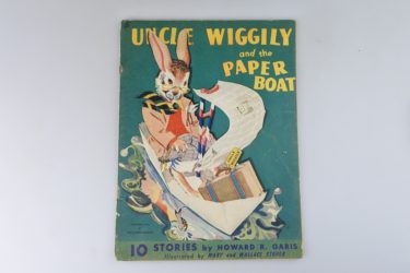 【ビンテージ】1940’s Howard R. Garis 著 「Uncle Wiggily and the Paper Boat（アンクル・ウィギリーと紙のボート）」児童書